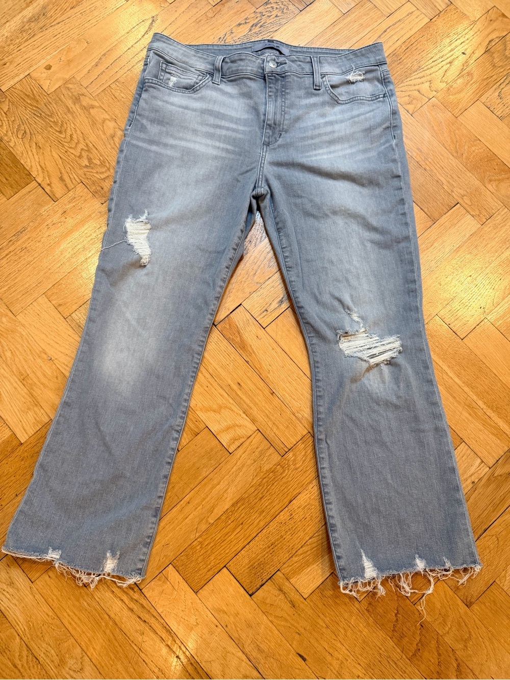 JOE’S Jeans Dalila Gray Distressed Raw Hem Cropped Jeans Size 32
